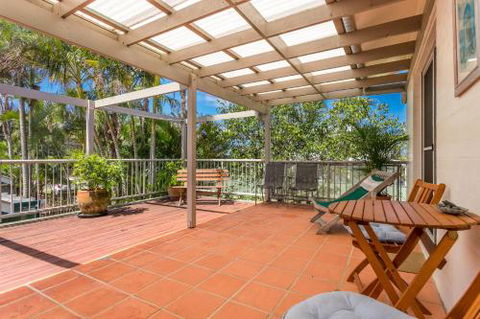 5 / 49 Childe Street Hideaway At Belongil - Surfers Gold Coast 1
