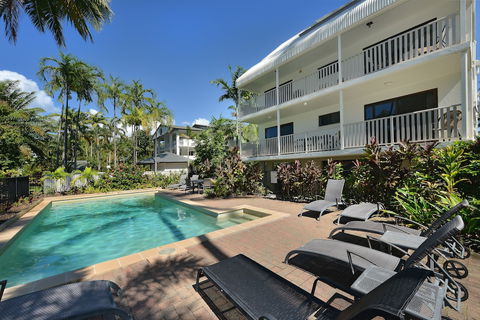 Seascape Holiday-Tropical Reef Apartment - Surfers Gold Coast 5