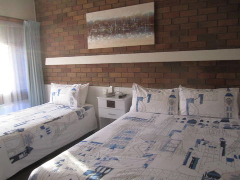 Barham Club Motor Inn - Surfers Gold Coast 0