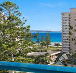 Border Terrace Unit 13 Large apartment walk to beaches  clubs - Surfers Gold Coast