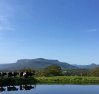 Minimbah Farm Cottages Family Farmstay choose from 2  3 bedroom Cottages  6 Bedroom House - Surfers Gold Coast