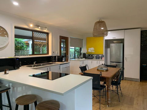 Maleny Arthouse Cottage - Surfers Gold Coast 4