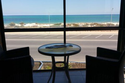 Acushla Accommodation - Surfers Gold Coast 0