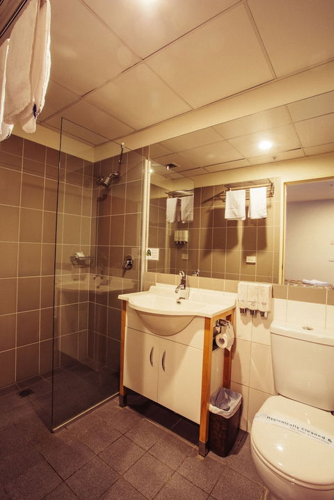 YTI Garden Hotel - Surfers Gold Coast 6