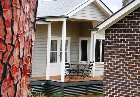 Marysville Garden Cottages - Surfers Gold Coast 1