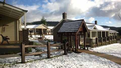 Marysville Garden Cottages - Surfers Gold Coast 2