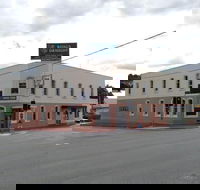 Centennial Inn on Bathurst