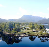 Tullah Lakeside Lodge - Surfers Gold Coast