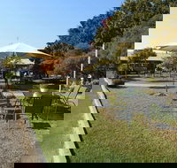 Wine Village Motor Inn - Surfers Gold Coast