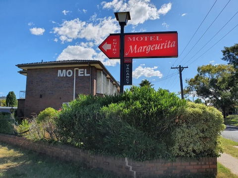 Motel Margeurita - Surfers Gold Coast 0