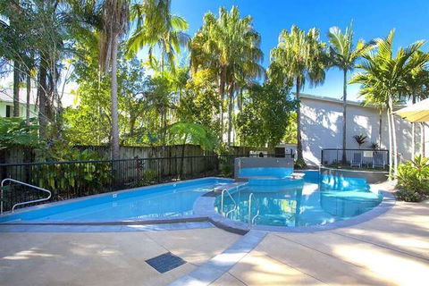 Verano Resort - Surfers Gold Coast 6