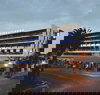 Bridgeport Hotel - Surfers Gold Coast