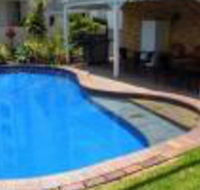 Cotton Tree Beach Motel - Surfers Gold Coast