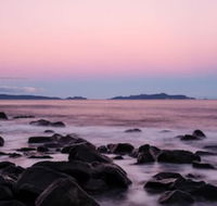 Avalon Coastal Retreat - Surfers Gold Coast
