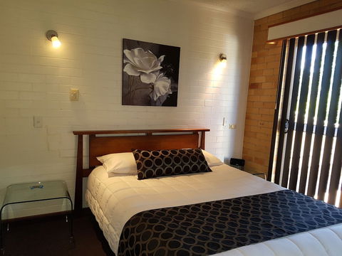 Cousins Motor Inn - Surfers Gold Coast 5