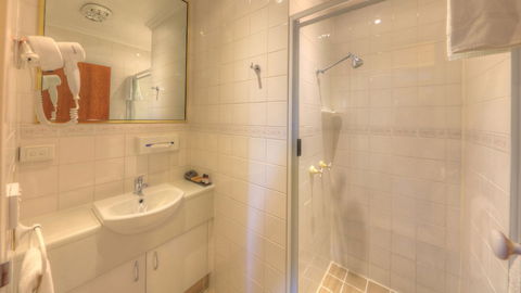 Cousins Motor Inn - Surfers Gold Coast 2