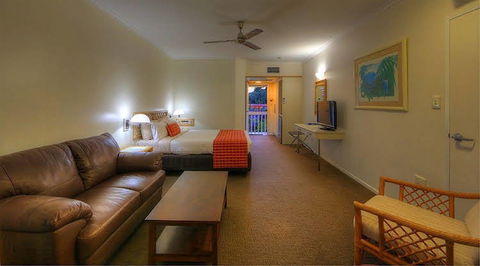 Mackays Motel Mission Beach - Surfers Gold Coast 0