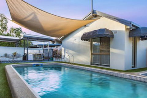 Townsville Holiday Apartments - Surfers Gold Coast 0