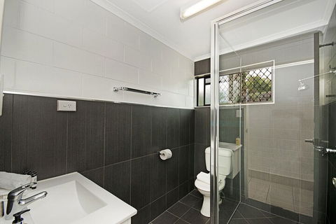 Townsville Holiday Apartments - Surfers Gold Coast 5