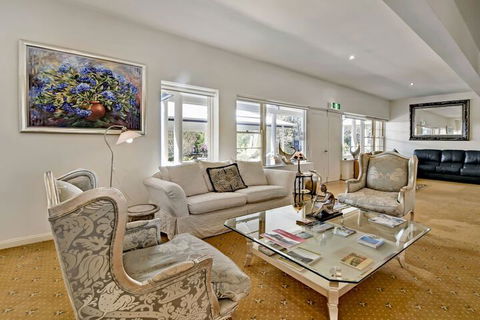 Bundanoon Lodge - Surfers Gold Coast 7