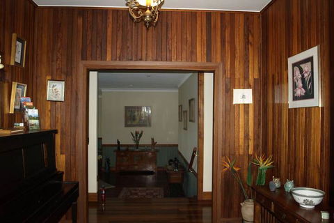 Amamoor Lodge - Surfers Gold Coast 3