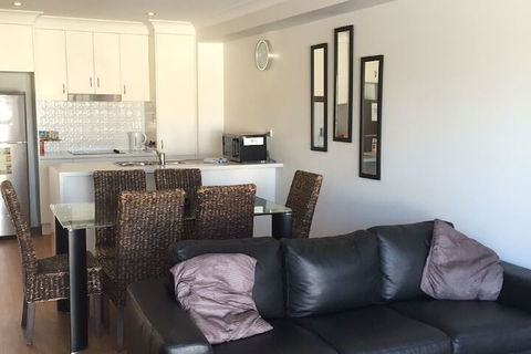 Alexandra Apartments - Surfers Gold Coast 4