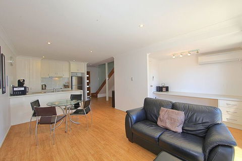 Alexandra Apartments - Surfers Gold Coast 2