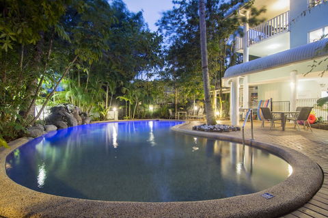Port Douglas Outrigger Holiday Apartments - Surfers Gold Coast 1