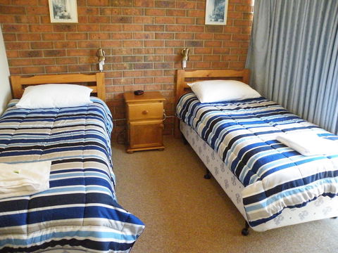 Pacific Heights Holiday Apartments & Munn's Tower House - Surfers Gold Coast 2