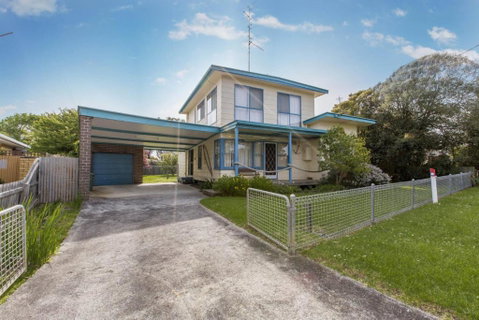 HOLIDAY On NAUTILUS INVERLOCH - Surfers Gold Coast 1