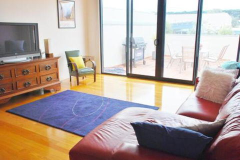 POSITION PERFECT CENTRAL INVERLOCH - Surfers Gold Coast 6