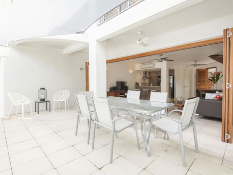 6 Templemoon - Surfers Gold Coast 2