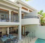 Tropical Oasis 8 Templemoon - Surfers Gold Coast