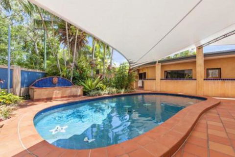 22 On Nautilus - Surfers Gold Coast 0