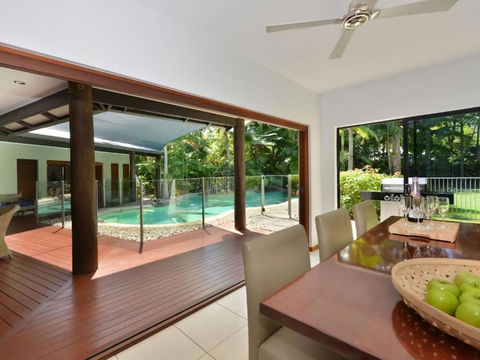 8 At Sands - Surfers Gold Coast 4