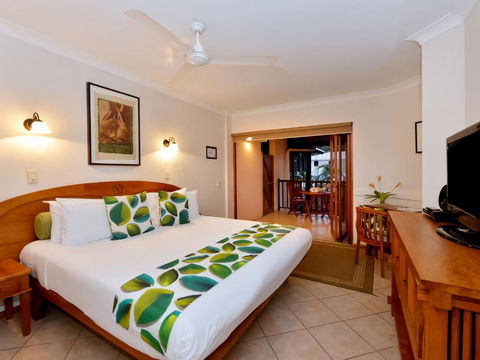 Balinese Style Studio - Surfers Gold Coast 2