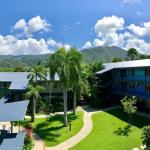 Cairns Adventure Lodge Includes All Meals Served In The Dining Hall - Surfers Gold Coast 1