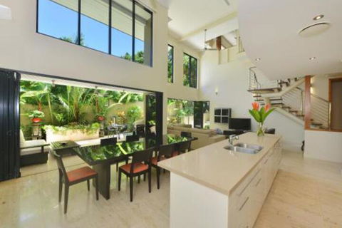 OneLuxe Port Douglas - Surfers Gold Coast 5