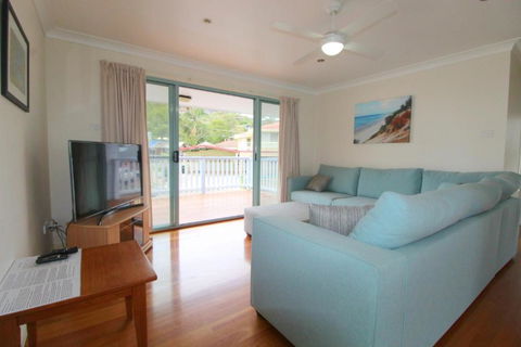 Anglesea 17 Hodgson Street - Surfers Gold Coast 3