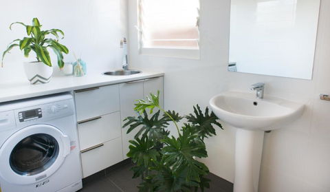 Sols Place Boutique Pool Villas - Surfers Gold Coast 1