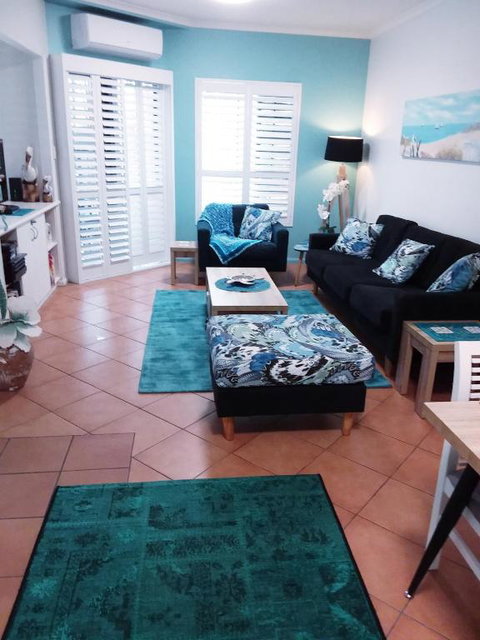 Jackies Holiday Apartment - Surfers Gold Coast 4