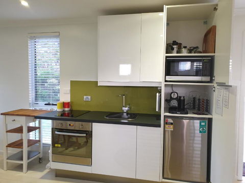 Goat Island Bungalow - Surfers Gold Coast 5