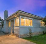 The Entrance North Lakeside Cottage - Surfers Gold Coast