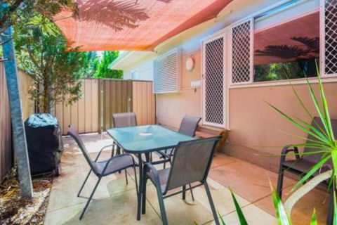 Yamba Daze Sunset Pet Friendly - Surfers Gold Coast 2