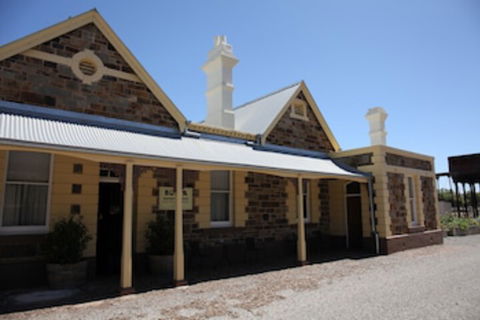 Burra Railway Station Bed & Breakfast - Surfers Gold Coast 0
