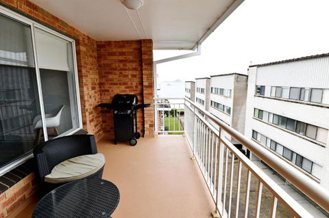 Kanangra Waterviews From The Balcony - Surfers Gold Coast 7