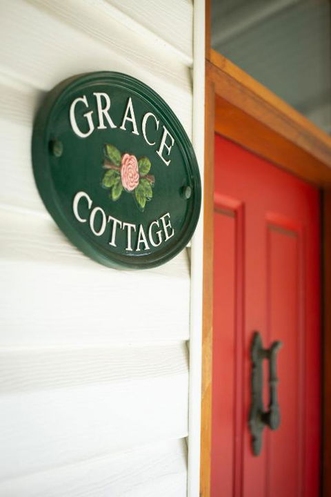 Grace Cottage - Surfers Gold Coast 5