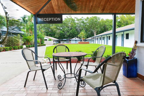 Uyoung Diving Resort - Surfers Gold Coast 2