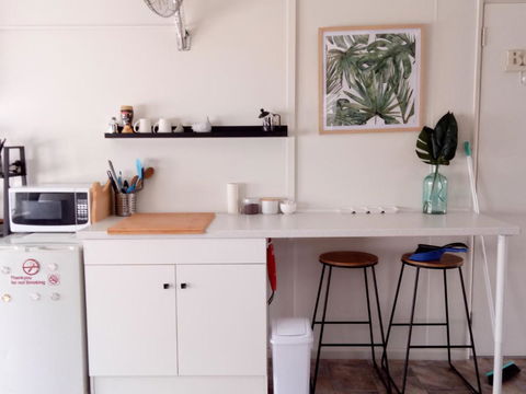 The Husky House Or The Husky Studio Suite - Surfers Gold Coast 6