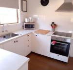 The Husky house or The Husky Studio Suite - Surfers Gold Coast